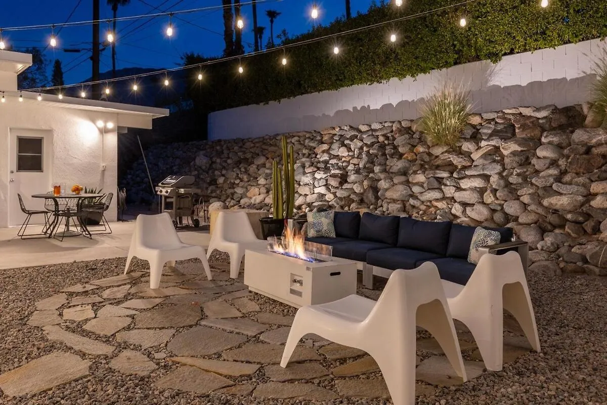 Hilltop Haven By Acme House Company Palm Springs