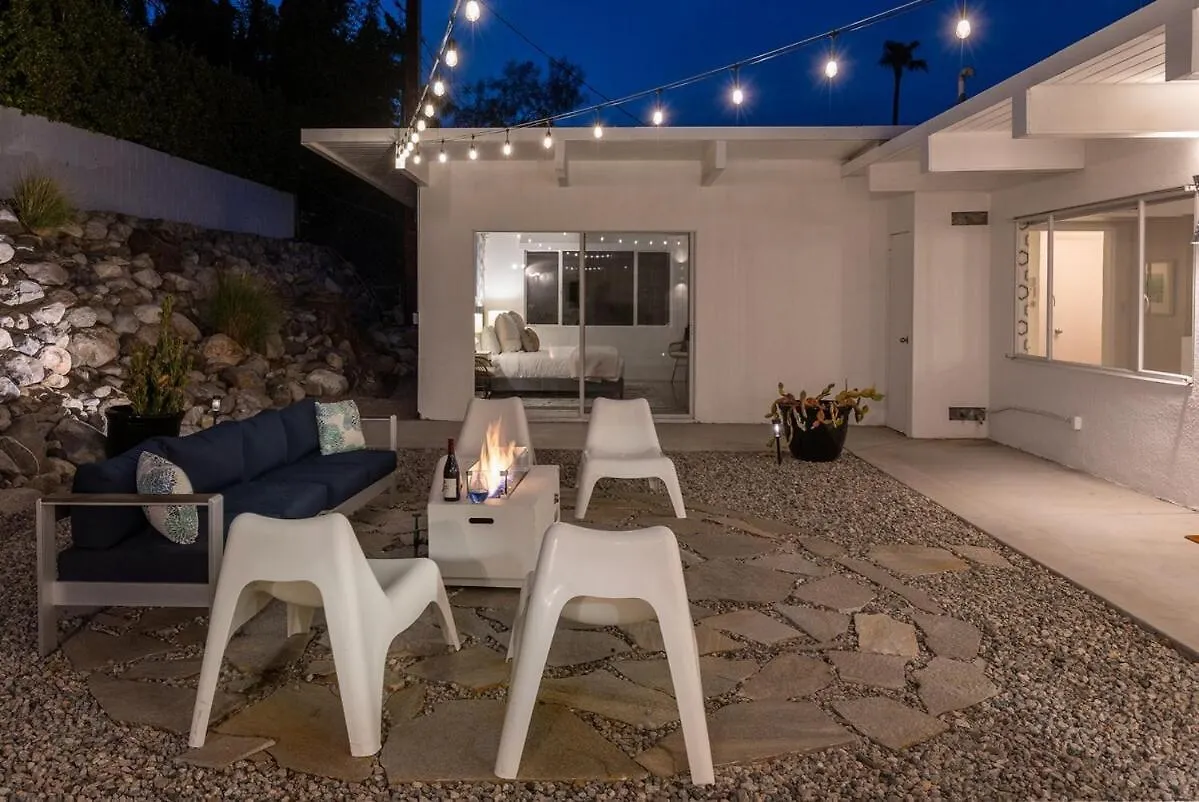 Hilltop Haven By Acme House Company Palm Springs