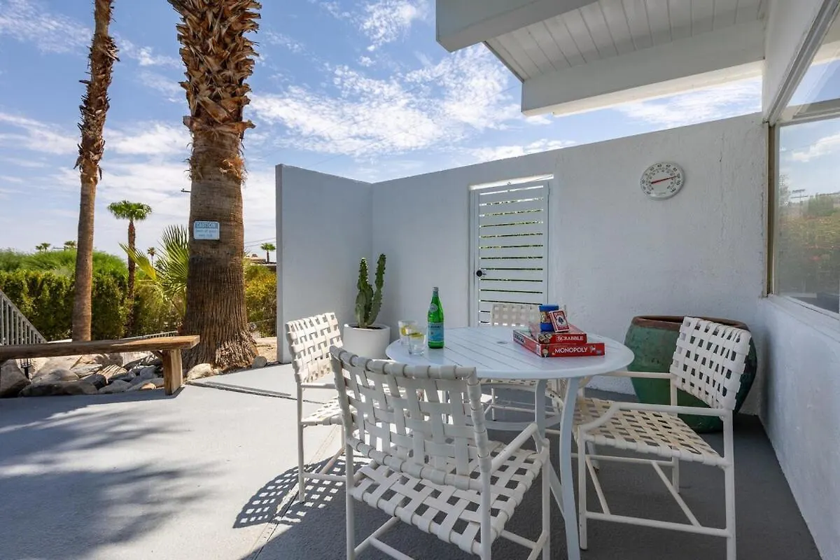 Hilltop Haven By Acme House Company Palm Springs Villa