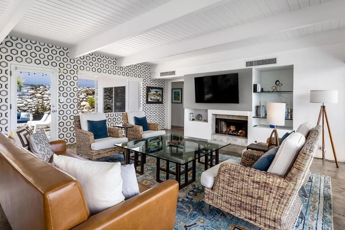Villa Hilltop Haven By Acme House Company Palm Springs